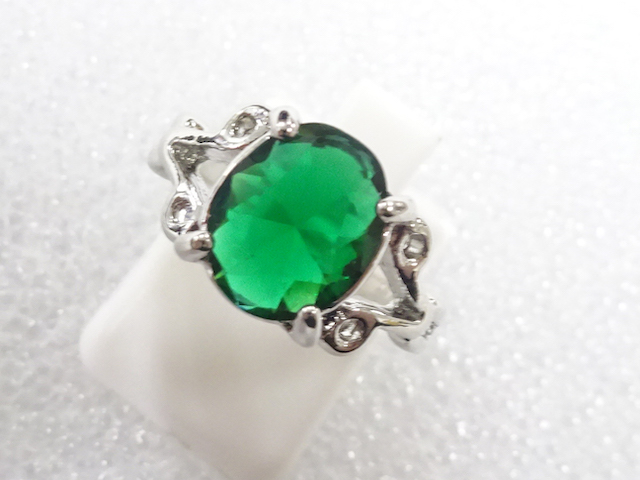 JAPANESE KIMONO / ANTIQUE COLORED STONE RING (SIZE 13)